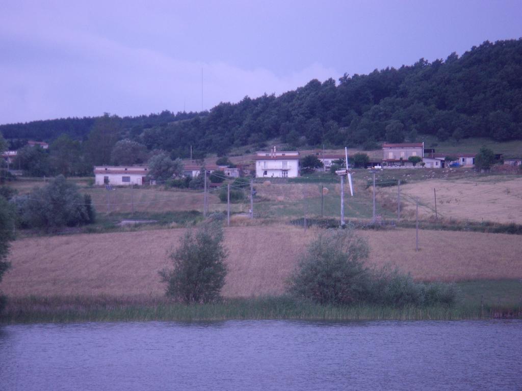 Aia Di Lazzaro Agriturismo Casalbore Exterior photo